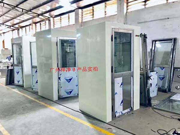 在工業(yè)生產過程中，風淋室作為一種重要的凈化設備