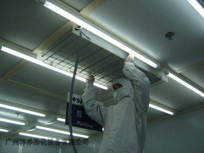 FFU（風(fēng)機(jī)過(guò)濾單元）是潔凈室中常見的空氣凈化設(shè)備