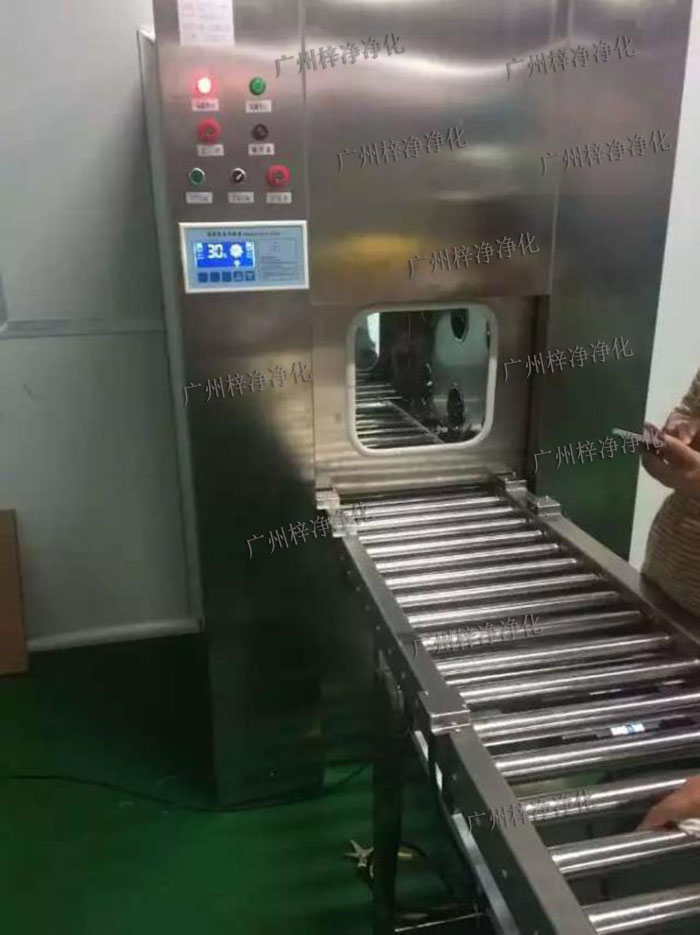 輸送線傳遞窗和輸送線風(fēng)淋室在潔凈車間中發(fā)揮著重要作用。