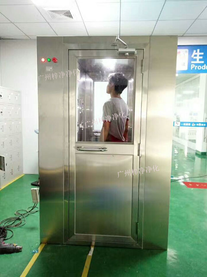 全不銹鋼風(fēng)淋室使用壽命